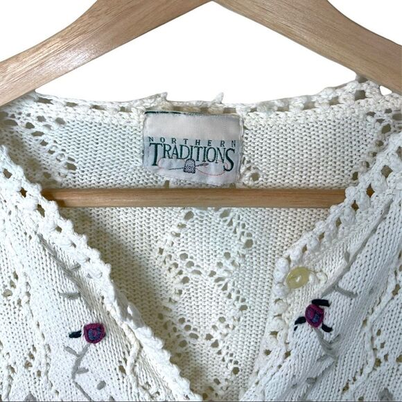 Vintage Northern Traditions Pointelle Knit Floral Embroidered Cardigan - Picture 10 of 11
